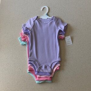 Lullaby Pastel Ribbed NWT Bodysuit Set-5 Pc. Size 12 Months